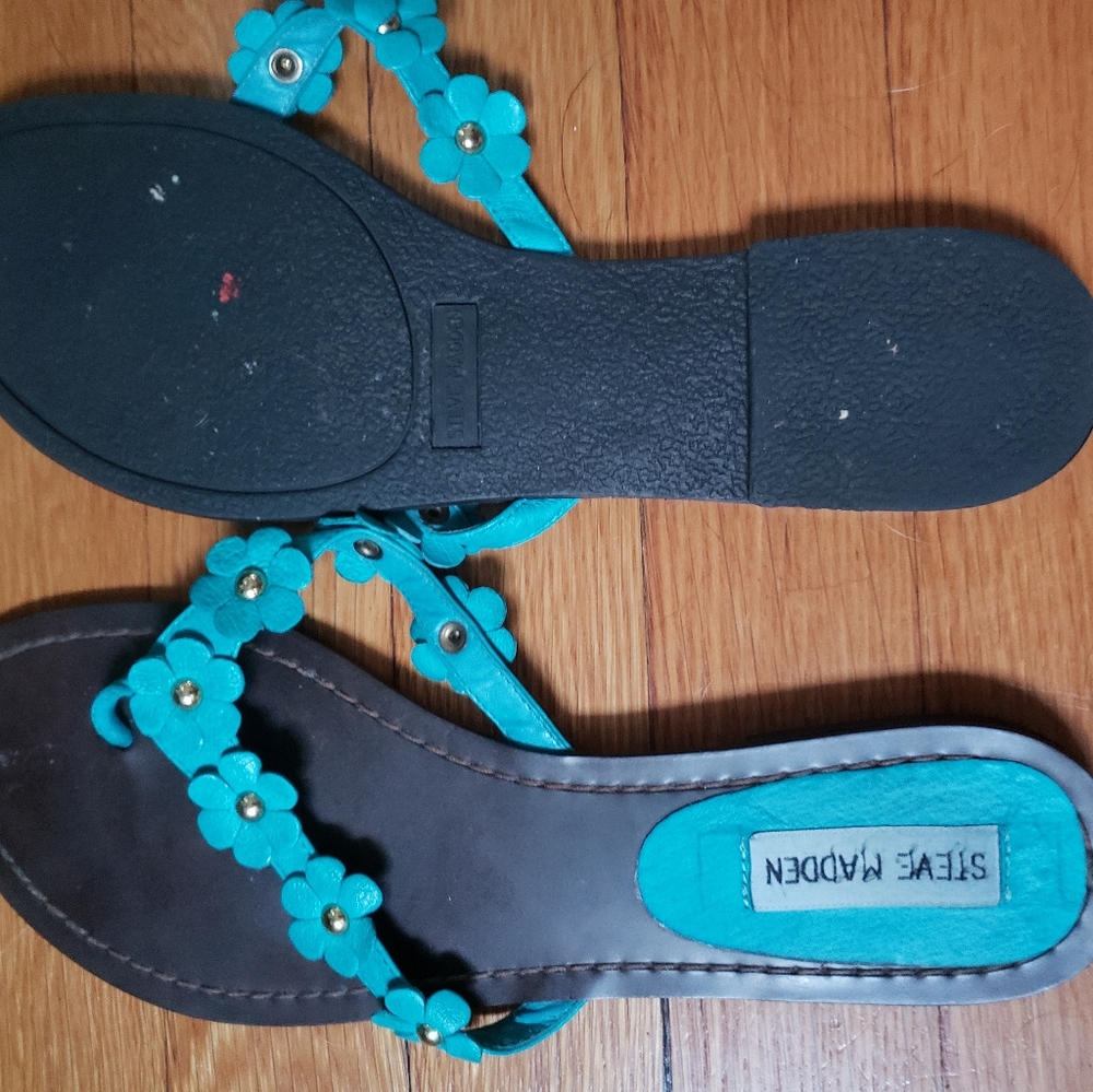 Sandals - Picture 2 of 2
